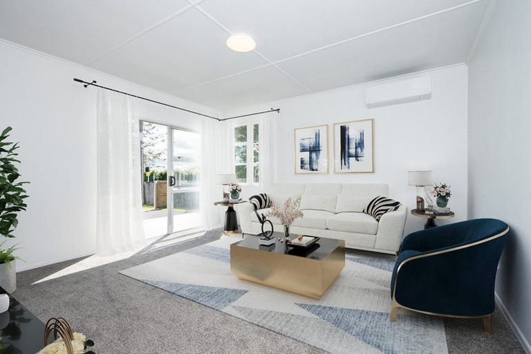 Photo of property in 1/494 Swanson Road, Ranui, Auckland, 0612