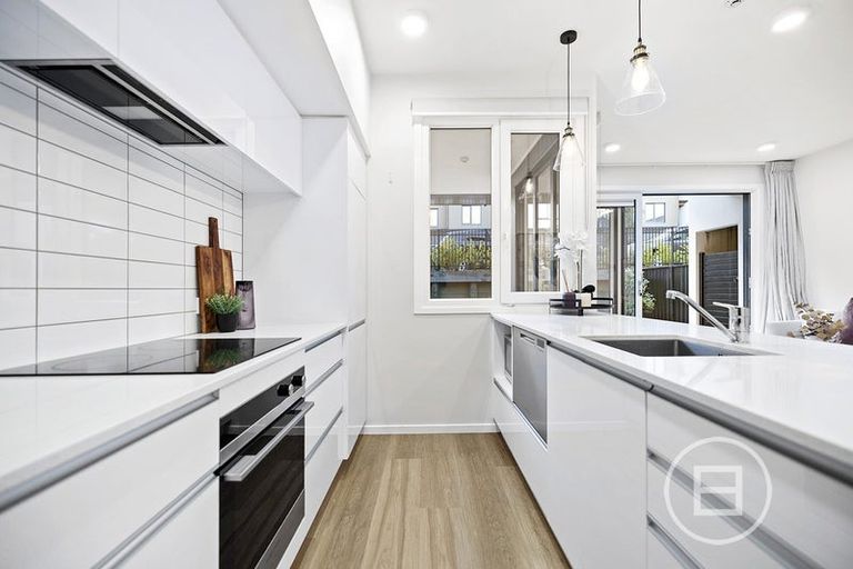 Photo of property in 1/26 Bullendale Drive, Arthurs Point, Queenstown, 9371