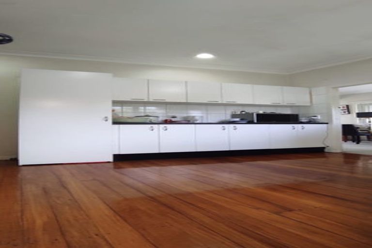 Photo of property in 2/32 Wintere Road, Papatoetoe, Auckland, 2025