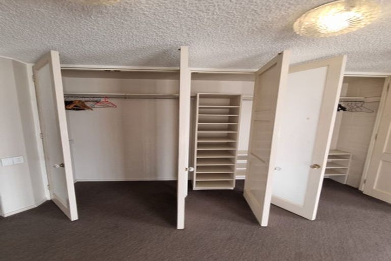 Photo of property in 9 Rangitane Street, Maupuia, Wellington, 6022