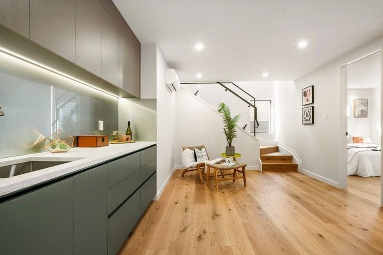 Photo of property in 1 Weetman Drive, Browns Bay, Auckland, 0630