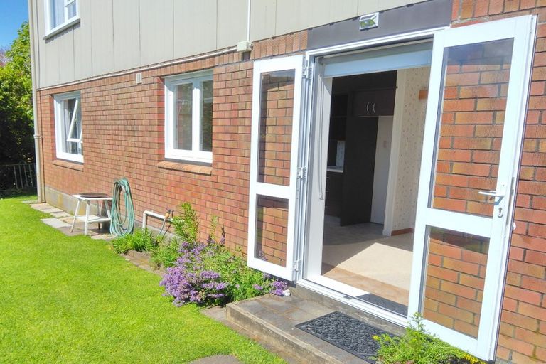 Photo of property in 6/89 Brougham Street, New Plymouth, 4310