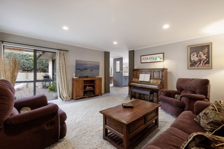 Photo of property in 44 Athfield Drive, Bethlehem, Tauranga, 3110