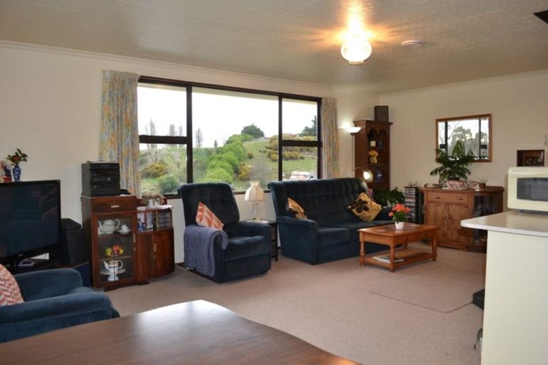 Photo of property in 42 Jessop Street, South Hill, Oamaru, 9400