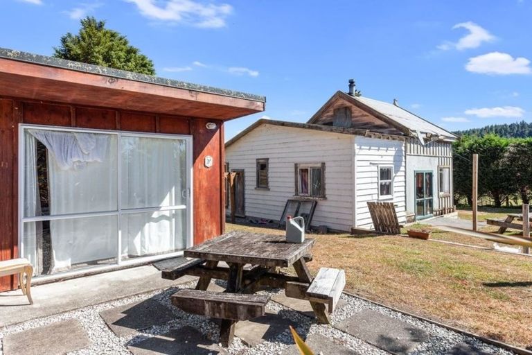 Photo of property in 281 Tirohanga Road, Tirohanga, Opotiki, 3197