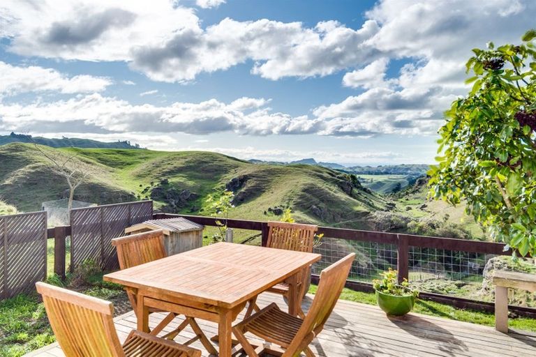 Photo of property in 1008 Maraetotara Road, Maraetotara, Havelock North, 4294