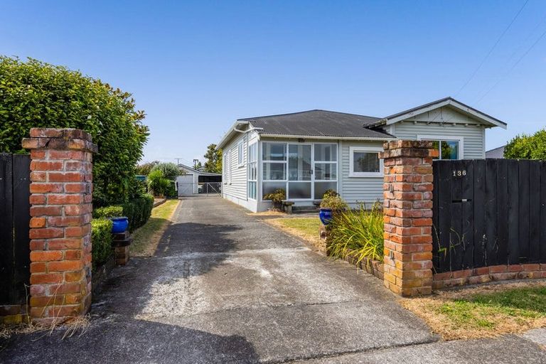 Photo of property in 136 Argyle Street, Hawera, 4610