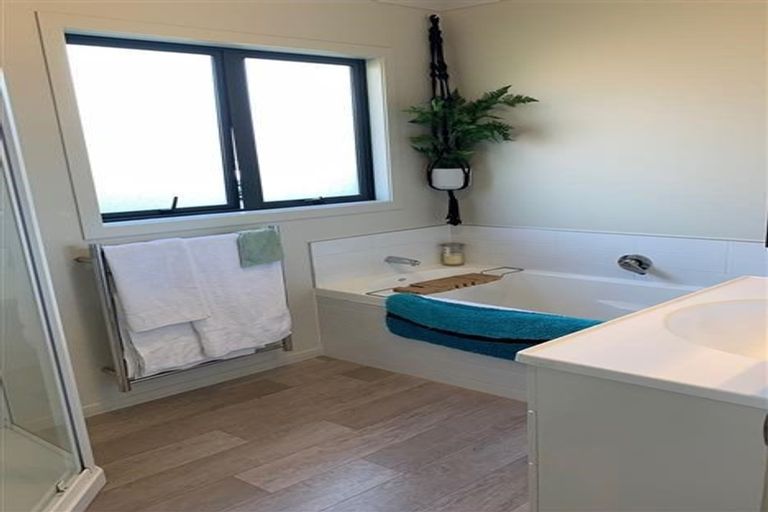 Photo of property in 421a Carrington Street, Upper Vogeltown, New Plymouth, 4310