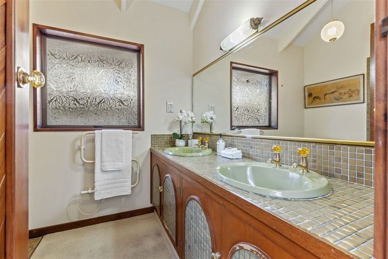 Photo of property in 56 Solway Avenue, Ilam, Christchurch, 8041