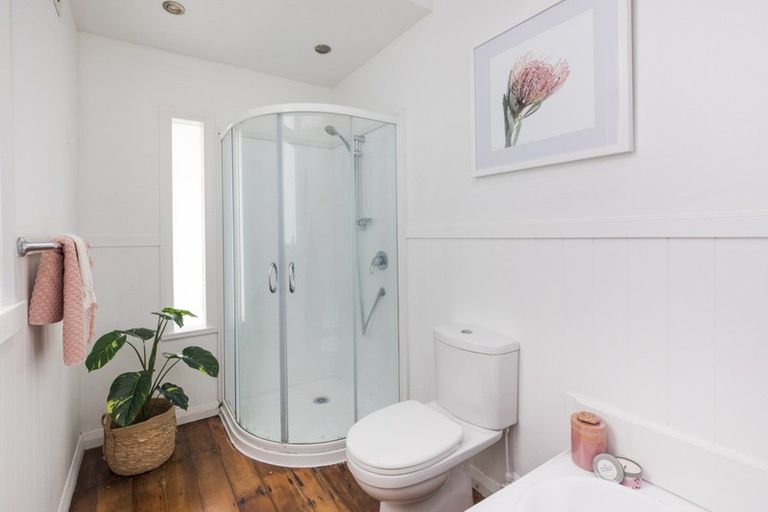 Photo of property in 81 Heretaunga Street, Palmerston North, 4414