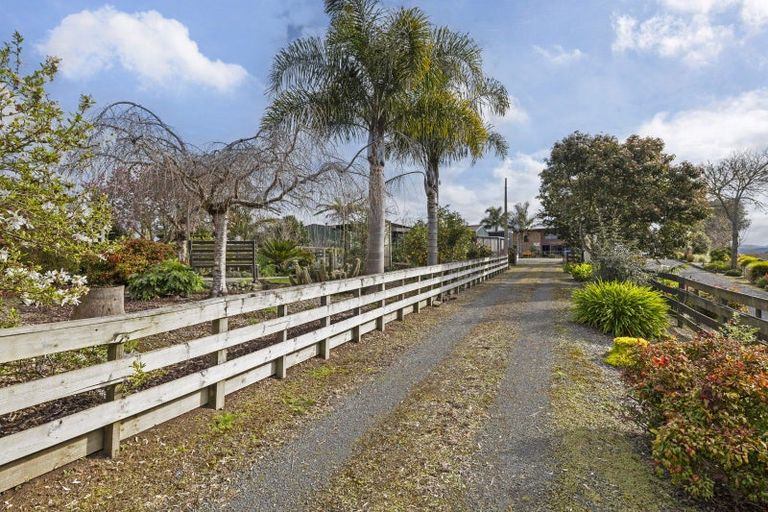 Photo of property in 802 Tuhikaramea Road, Ngahinapouri, Hamilton, 3290