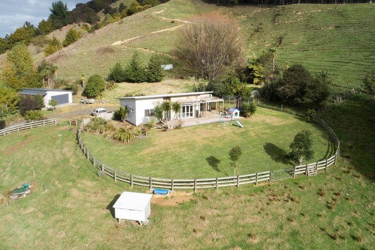 Photo of property in 75c Mick Dillon Road, Tahekeroa, Kaukapakapa, 0873