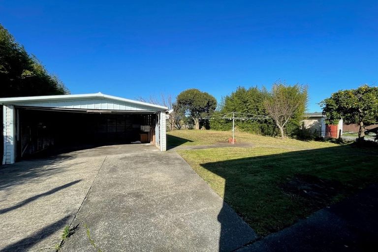 Photo of property in 20 Clayton Road, Manurewa, Auckland, 2102