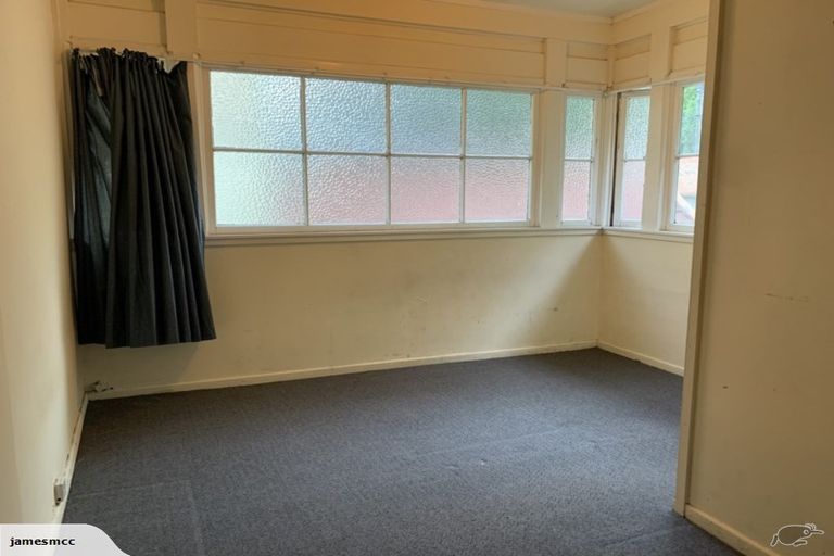 Photo of property in 21 Burnell Avenue, Thorndon, Wellington, 6011