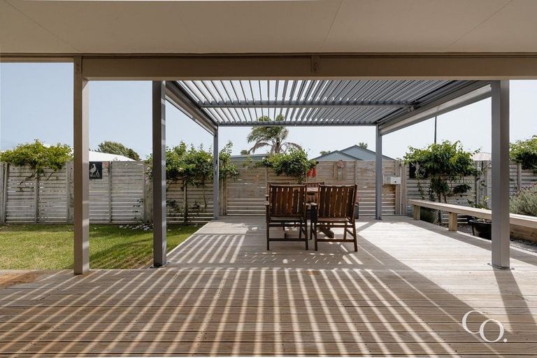 Photo of property in 31 Butterworth Crescent, Papamoa Beach, Papamoa, 3118