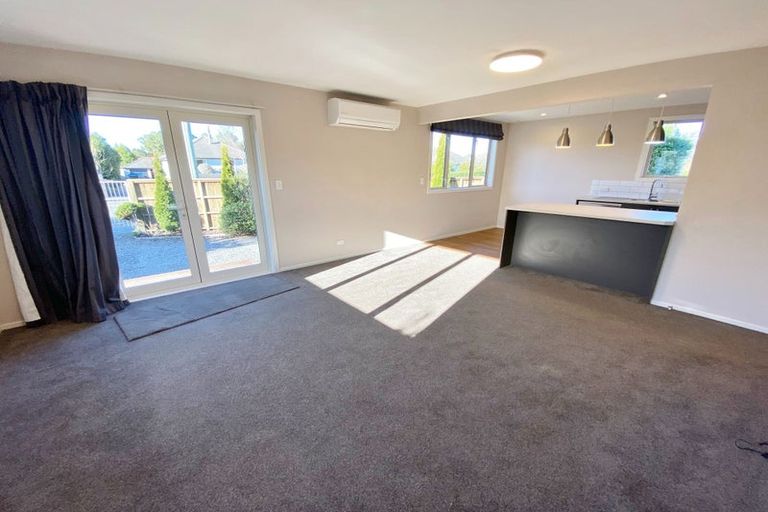 Photo of property in 33 Bellbrook Crescent, Shirley, Christchurch, 8013