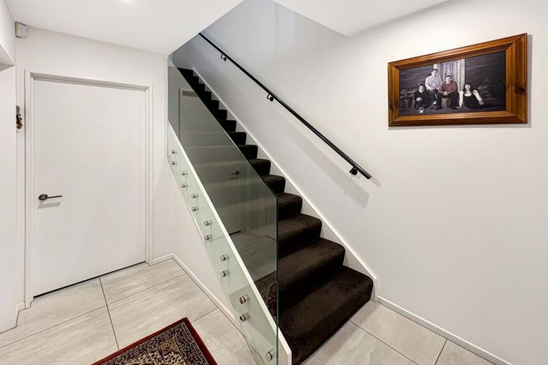 Photo of property in 1/3 Provincial Road, Halswell, Christchurch, 8025