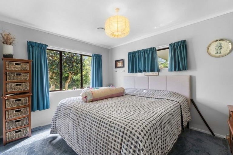 Photo of property in 19 Kingfisher Way, Te Kowhai, Hamilton, 3288