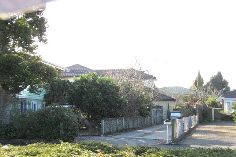 Photo of property in 33 Morrinsville Road, Hillcrest, Hamilton, 3216