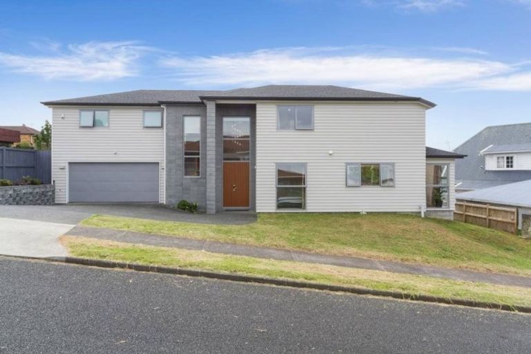 Photo of property in 38a Mark Edward Drive, Half Moon Bay, Auckland, 2012