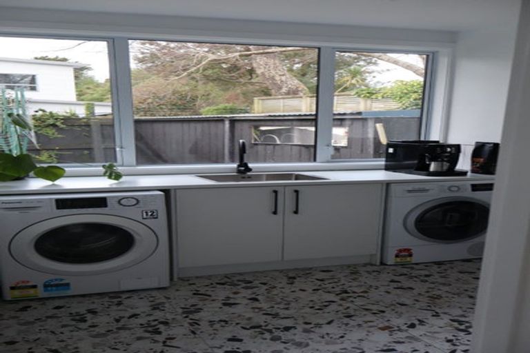 Photo of property in 12 Kukupa Grove, Heretaunga, Upper Hutt, 5018