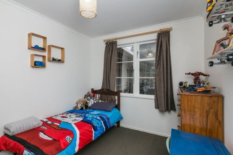 Photo of property in 36 Plassey Street, Havelock North, 4130