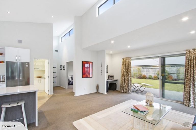 Photo of property in 69 Huntingdon Drive, Rangiora, 7400