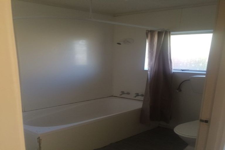 Photo of property in 1/124 Station Road, Papatoetoe, Auckland, 2025