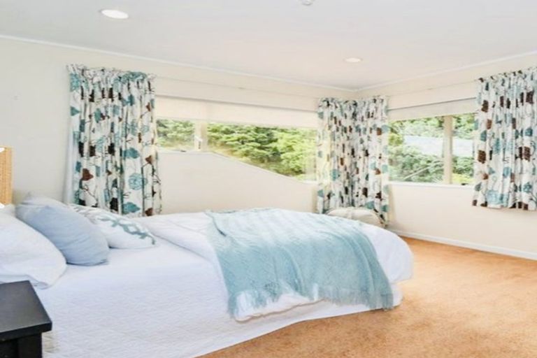 Photo of property in 5 Silkwood Grove, Totara Heights, Auckland, 2105