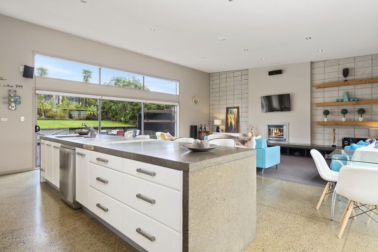 Photo of property in 71 Norm Freeman Drive, Te Puke, 3119