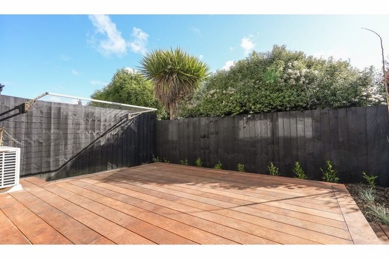 Photo of property in 4/63 Waltham Road, Sydenham, Christchurch, 8023