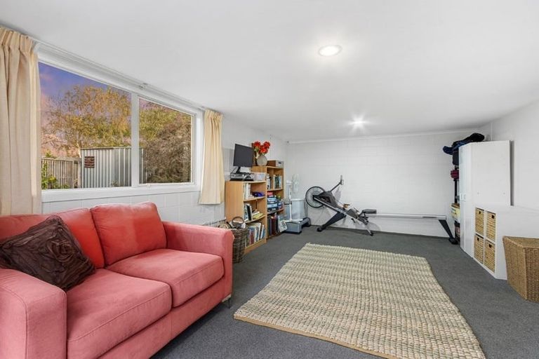 Photo of property in 143 Queenspark Drive, Parklands, Christchurch, 8083