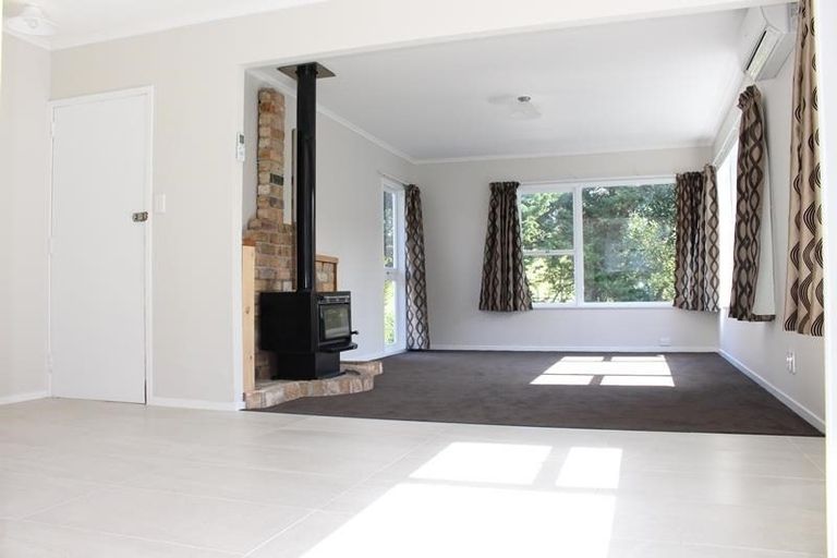 Photo of property in 12 Commodore Drive, Lynfield, Auckland, 1042