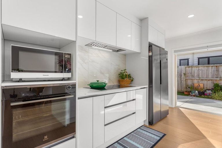 Photo of property in 9 Arahi Place, Rototuna North, Hamilton, 3210