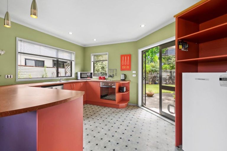 Photo of property in 79 Oranga Street, Westown, New Plymouth, 4310