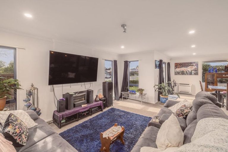 Photo of property in 5 Excalibur Place, Burwood, Christchurch, 8083