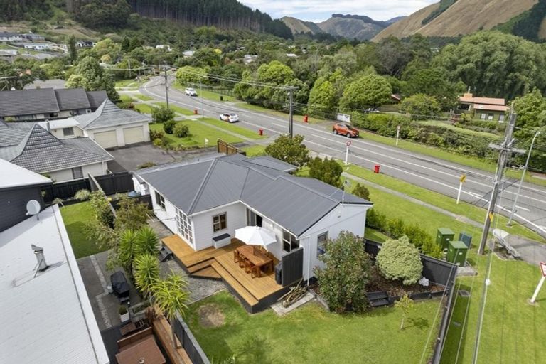 Photo of property in 41 Elizabeth Street, Waikanae, 5036