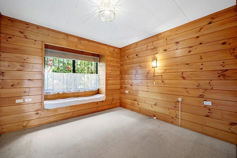 Photo of property in 1/11 Elliott Avenue, Bayview, Auckland, 0629