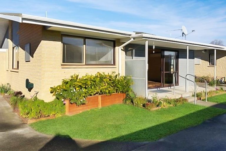 Photo of property in 105b Church Street, Rangiora, 7400