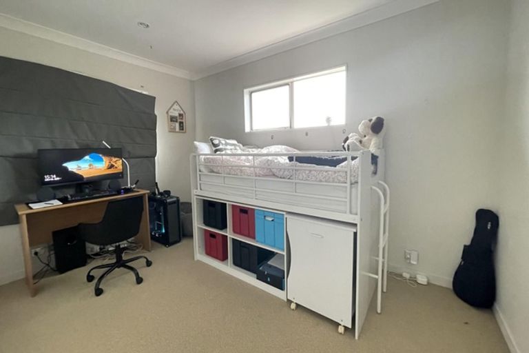 Photo of property in 23 Laurel Oak Drive, Schnapper Rock, Auckland, 0632