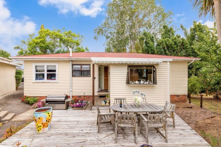 Photo of property in 75 Buckland Road, Mangere East, Auckland, 2024