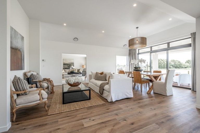 Photo of property in 60 Orua Crescent, Leamington, Cambridge, 3432