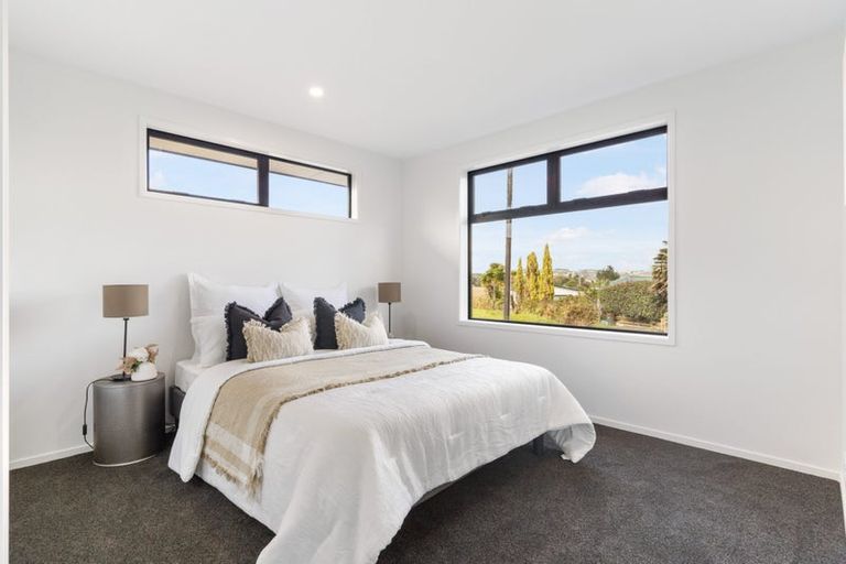 Photo of property in 2 Tirikatene Avenue, Paerata, Pukekohe, 2124