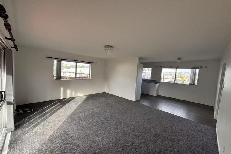 Photo of property in 7 Helleur Road, Massey, Auckland, 0614