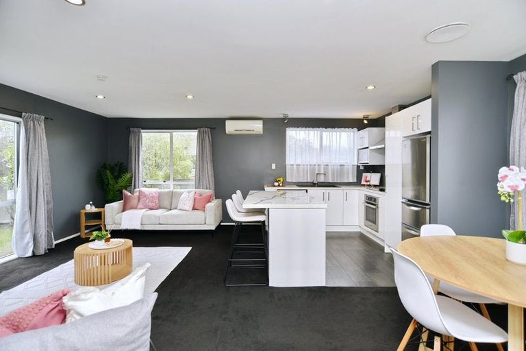 Photo of property in 79 Maces Road, Bromley, Christchurch, 8062