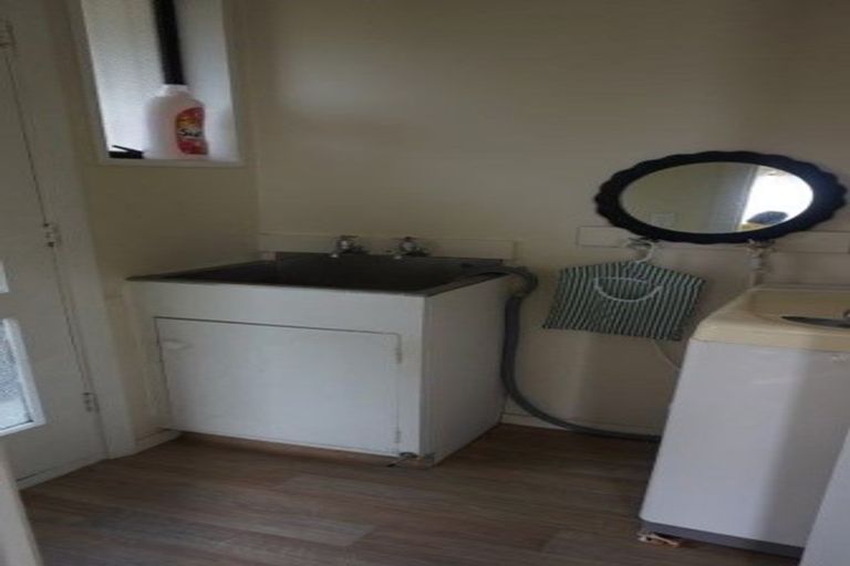 Photo of property in 1/35 Juniper Place, Burnside, Christchurch, 8053