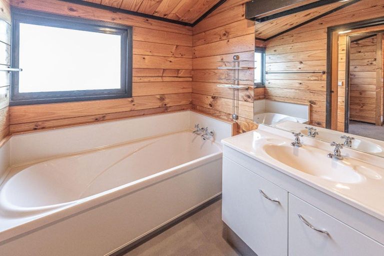 Photo of property in 70 Lincoln Road, Springvale, Whanganui, 4501