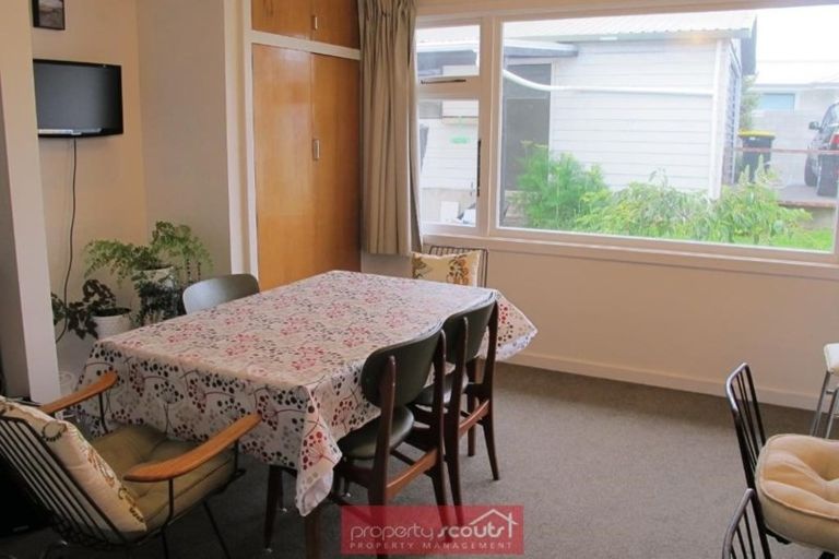 Photo of property in 85 Easther Crescent, Kew, Dunedin, 9012