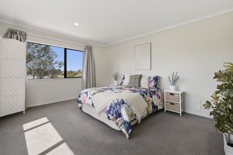 Photo of property in 43 Highgrove Place, Bethlehem, Tauranga, 3110