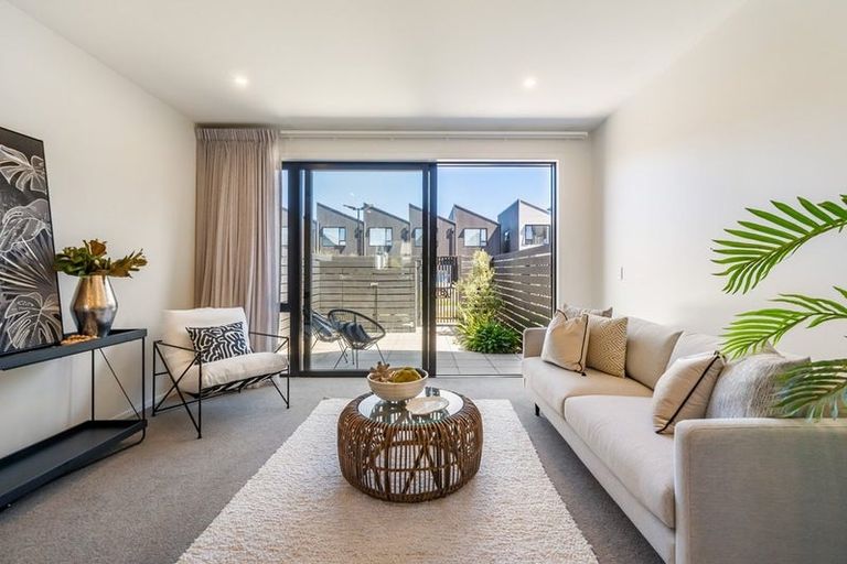 Photo of property in 17b Cuba Street, Petone, Lower Hutt, 5012